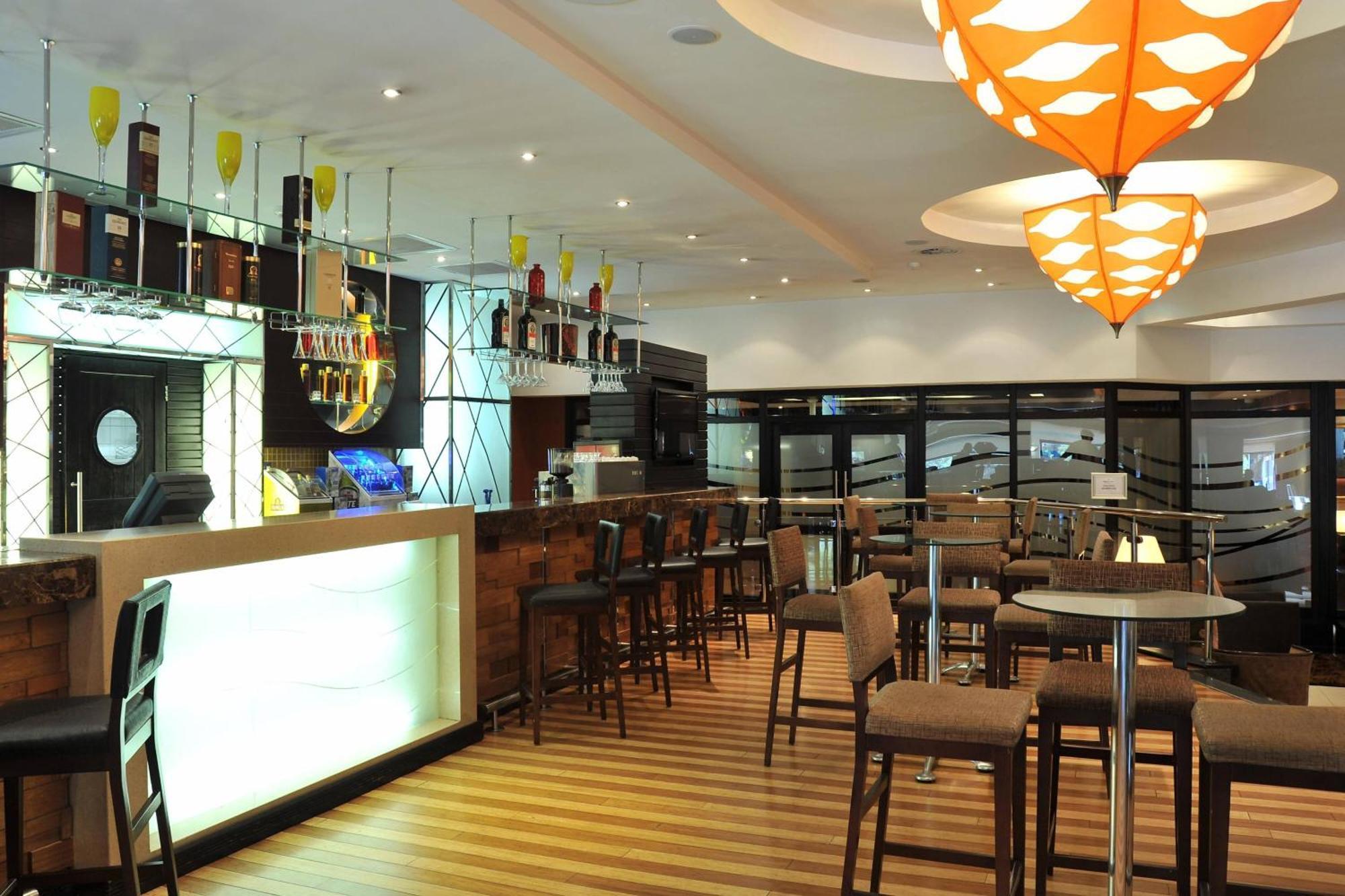 Protea Hotel By Marriott Midrand Extérieur photo